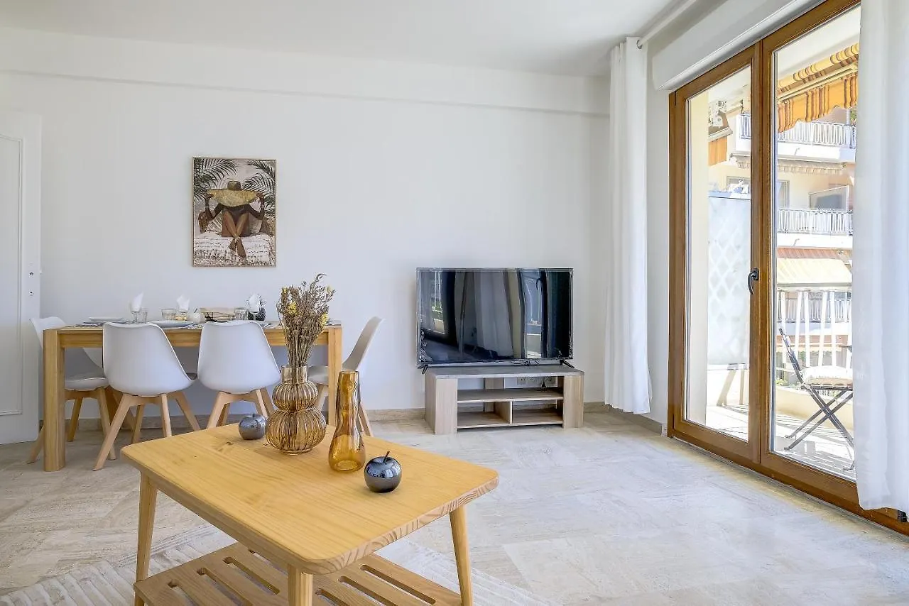 Sublime Two Bedroom Apartment With Terrace Cannes 0*,  France